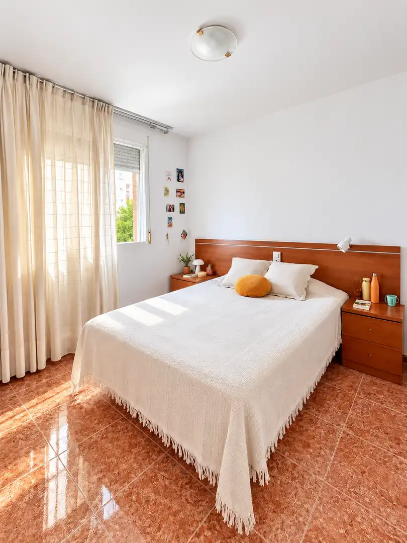 Dormitori de Apartament en venda en Benidorm amb Aire condicionat, Terrassa i Moblat