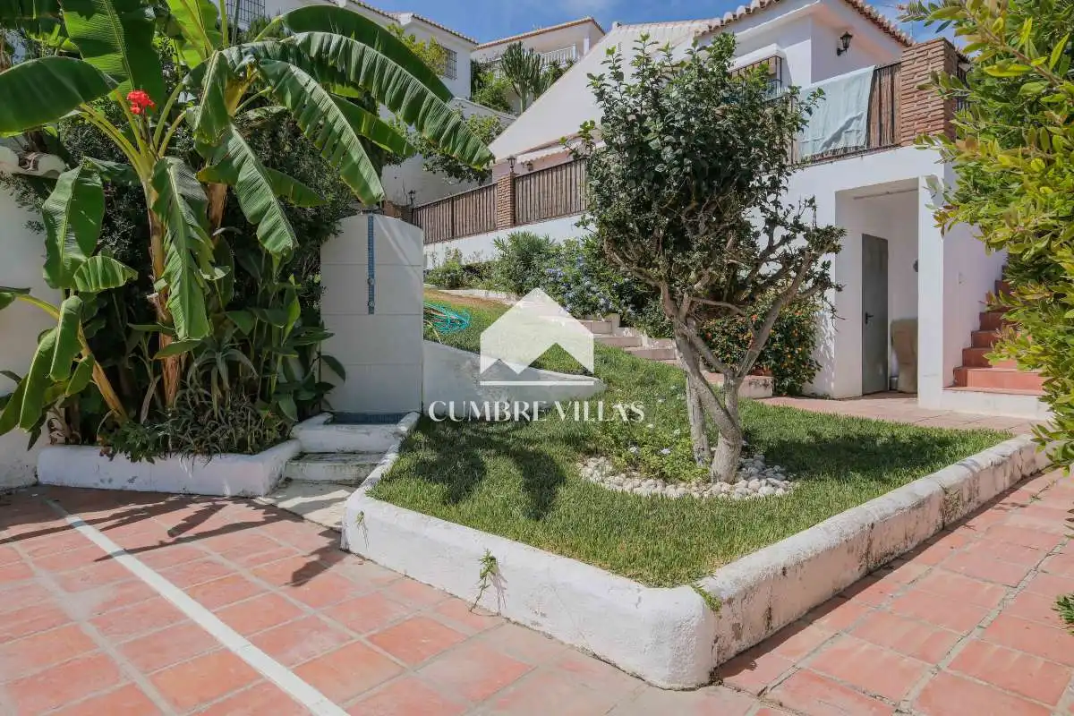 Garden of Houses for sale in Almuñécar