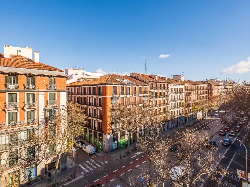 Außenansicht von Büro zur Miete in Madrid