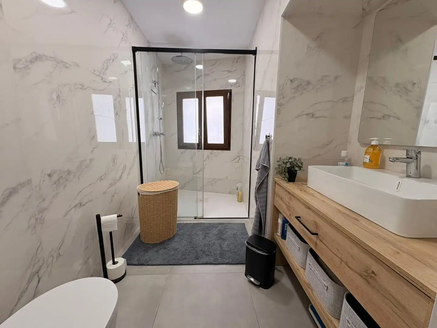 Bathroom of Duplexes for sale in Biar