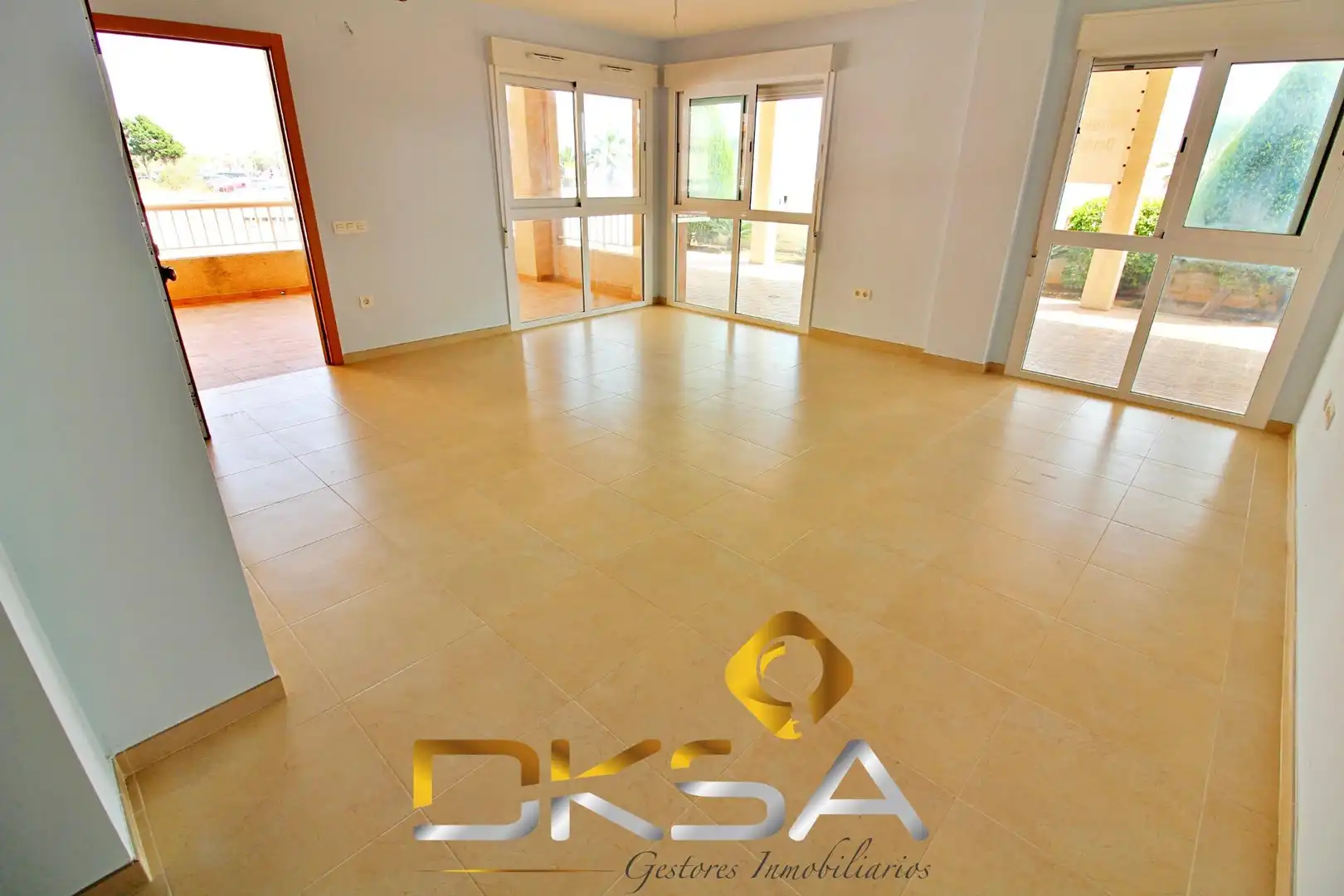 Vista exterior de Planta baja en venta en Oropesa del Mar / Orpesa con Jardín privado, Terraza y Piscina comunitaria