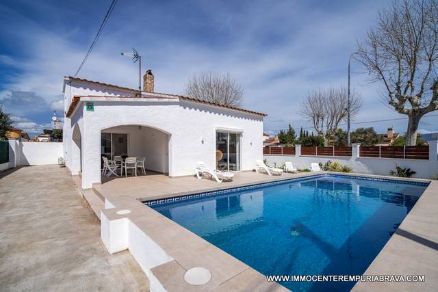 Casa-chalet en Venta en Montgrí