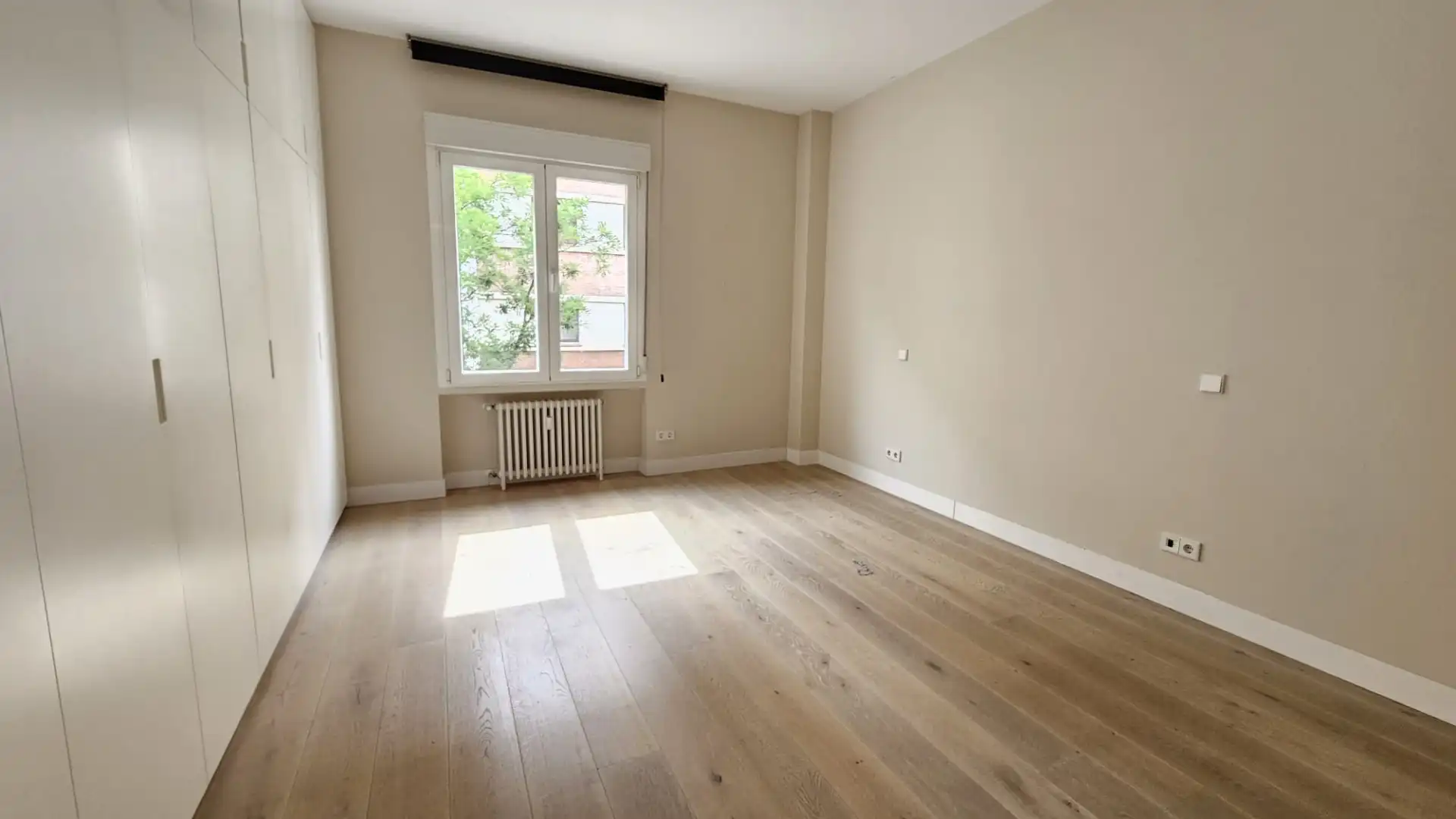 Habitación de Piso en venta en Madrid con Aire acondicionado, Calefacción y Terraza