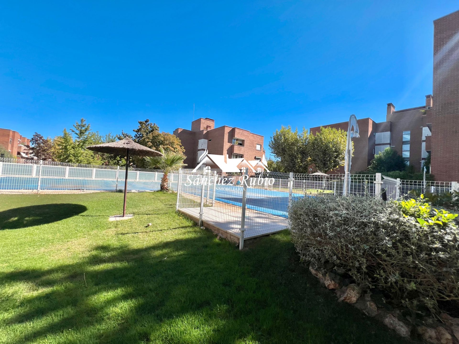 Garden of Flat for sale in Pozuelo de Alarcón  with Heating, Parquet flooring and Storage room