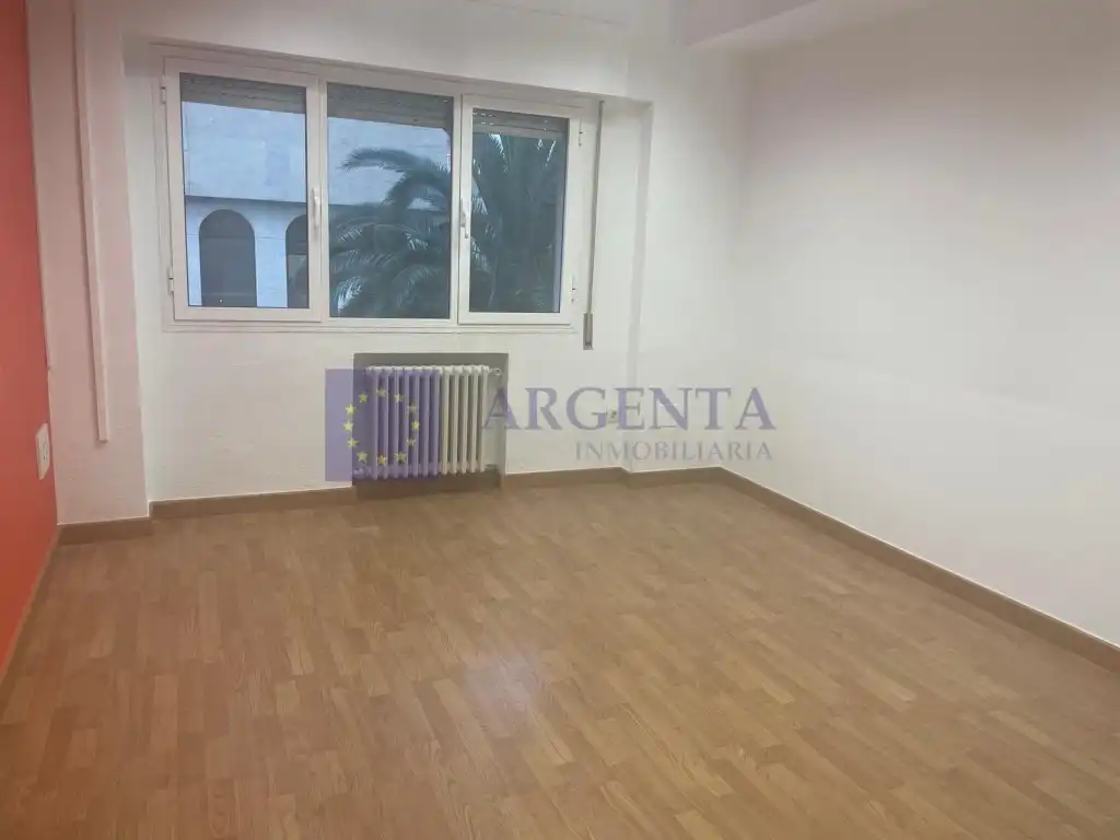 Local comercial en alquiler en Avenida España, imagen 10