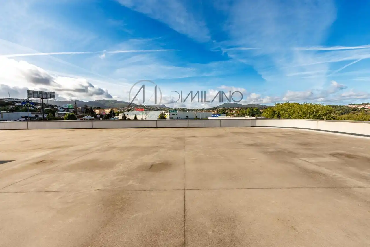 Terrace of Industrial buildings for rent in Vigo 