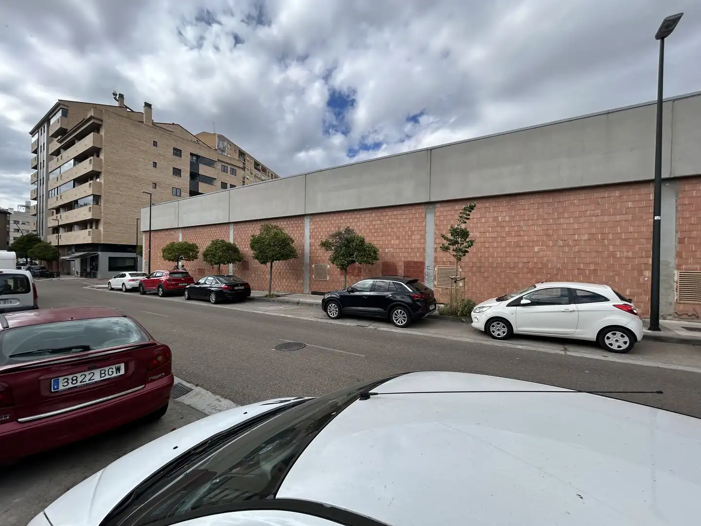 Local comercial en venda a CAMINO DE LOS MOLINOS-CALLE MAELLA