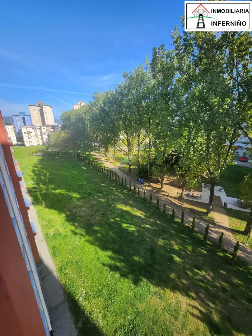 Jardí de Pis en venda en Ferrol amb Calefacció