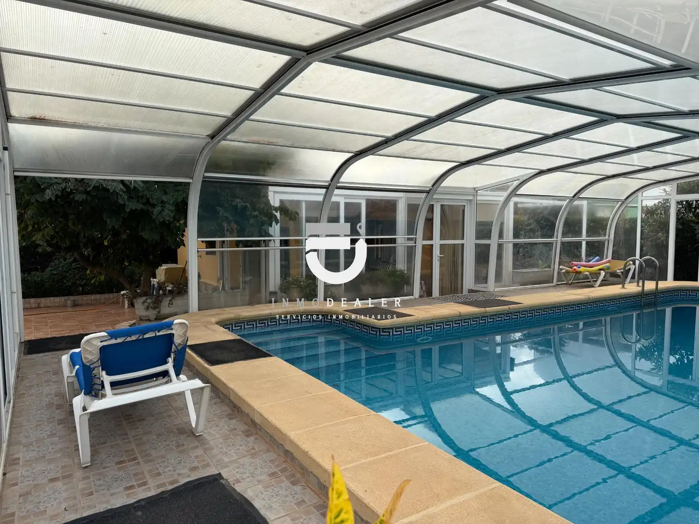 Piscina de Casa o xalet en venda en Oliva amb Jardí privat, Terrassa i Piscina