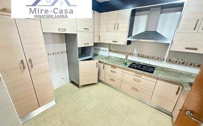 Kitchen of Duplex for sale in Elche / Elx