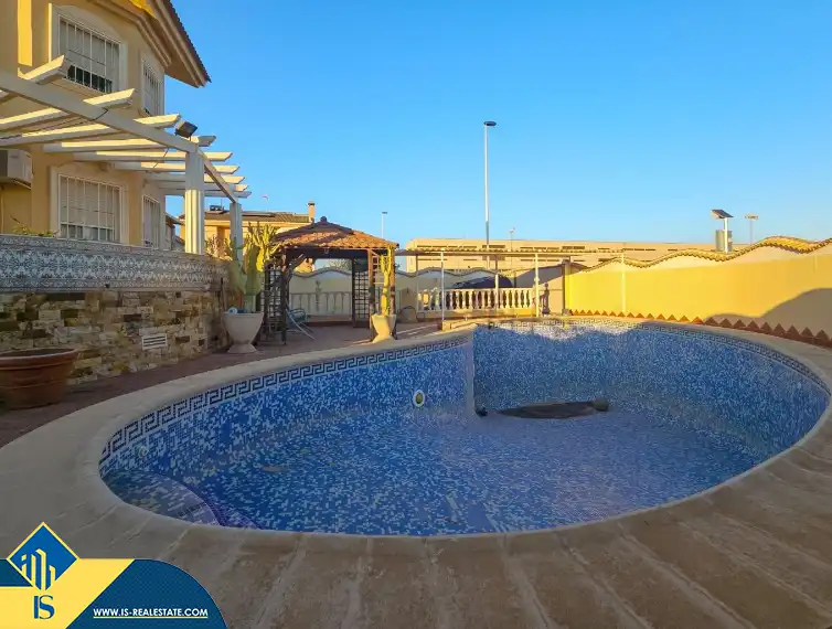 Villa avec terrasse à vendre à Nueva Torrevieja - Aguas Nuevas, imagen 2