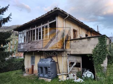 House for sale in Calle Ara