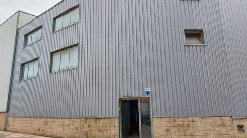 Se alquilan dos plantas de oficinas