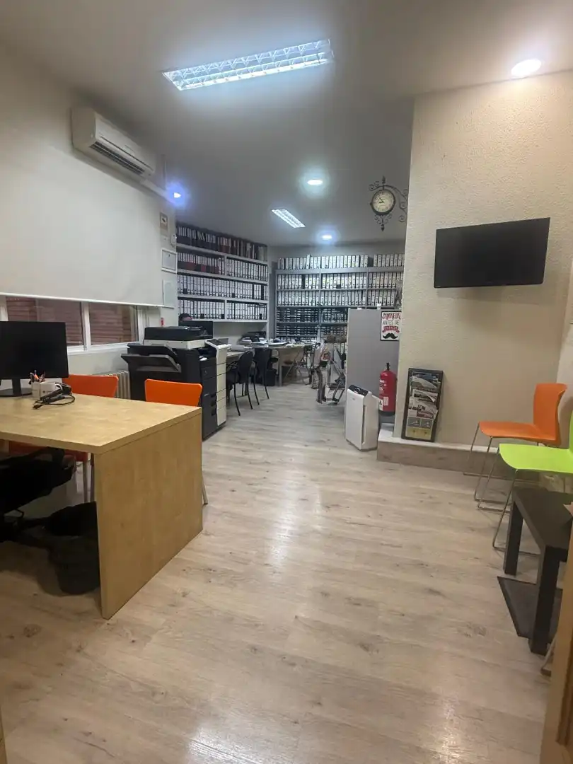 Büro zur Miete in Ciudad Real mit Klimaanlage und Heizung