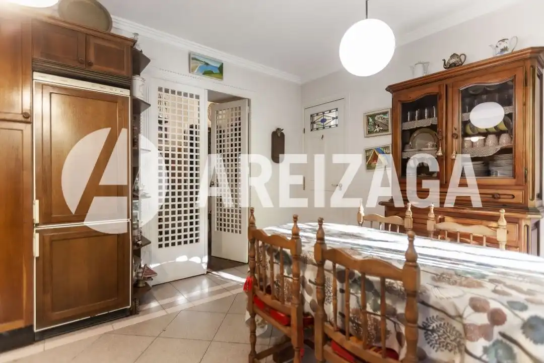 Comedor de Casa o chalet en venta en Donostia - San Sebastián  con Calefacción, Jardín privado y Terraza