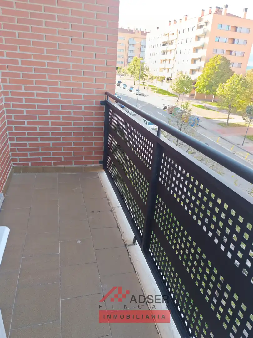 Piso en venta en Logroño - AV BURGOS, El Arco