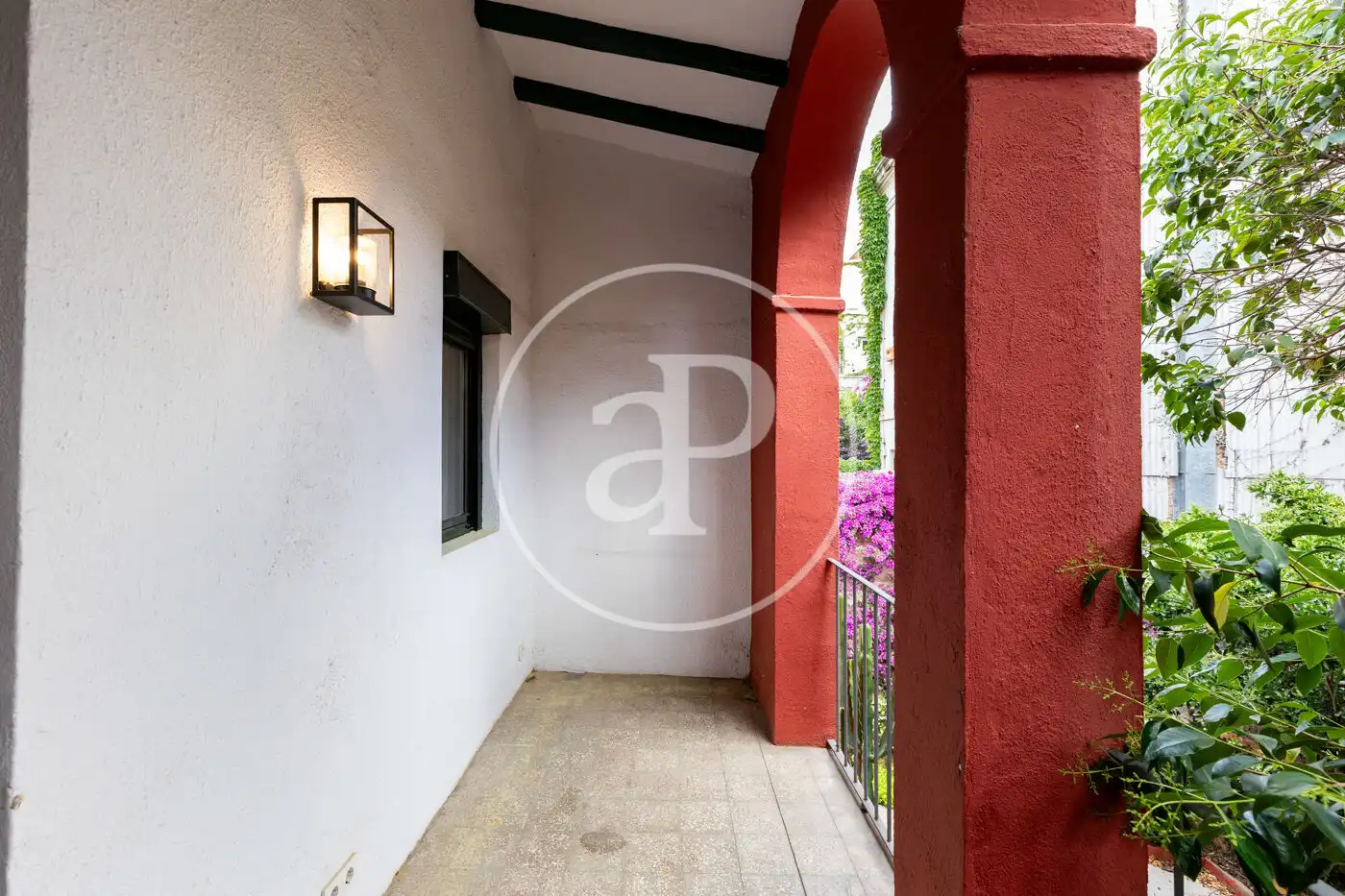 Casa adosada en venta en Barcelona con Calefacción, Jardín privado y Terraza