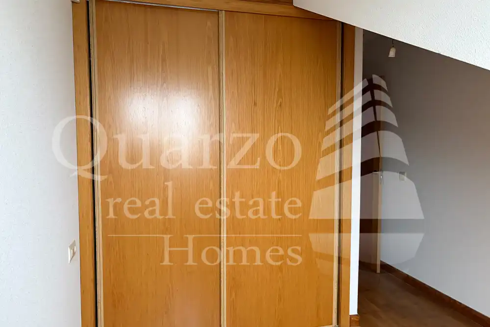 Piso en venta en Calle Real, Hontanares de Eresma