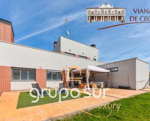 Exterior view of House or chalet for sale in Viana de Cega  with Heating, Private garden and Terrace