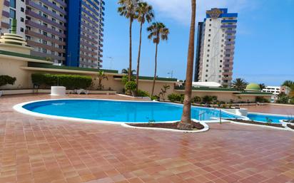Piscina de Apartament en venda en Adeje amb Moblat, Forn i Rentadora