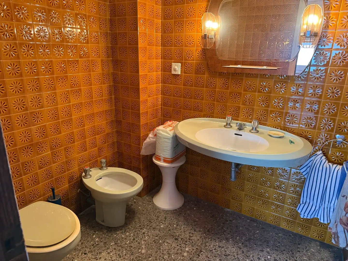 Baño de Piso en venta en L'Hospitalet de Llobregat con Calefacción, Terraza y Alarma