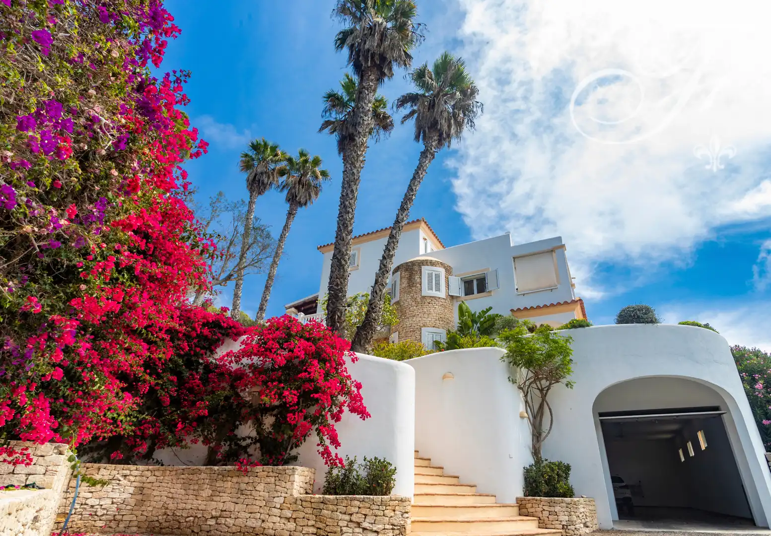 Vista exterior de Casa adosada en venta en Santa Eulària des Riu con Aire acondicionado, Jardín privado y Terraza