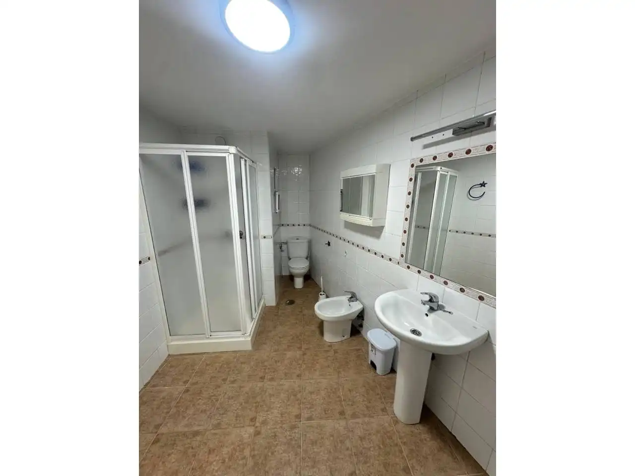 Bany de Casa o xalet de lloguer en Marbella amb Jardí privat, Terrassa i Piscina