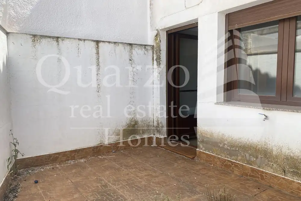 Vista exterior de Casa adosada en venda en El Bonillo amb Calefacció