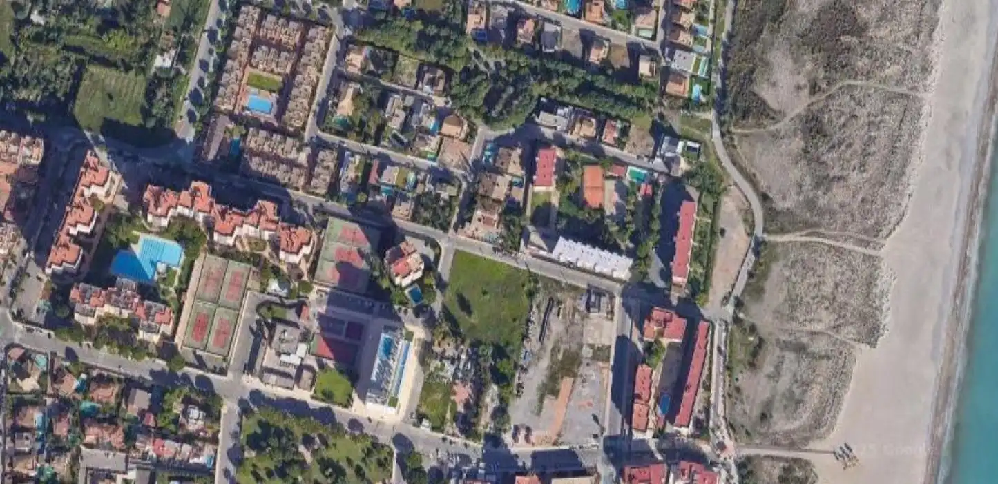 Vista exterior de Pis en venda en Canet d'En Berenguer amb Jardí privat, Terrassa i Balcó