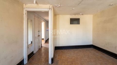 Foto 2 de Piso en venta en Avenida de Ramón Nieto, Lavadores, Vigo