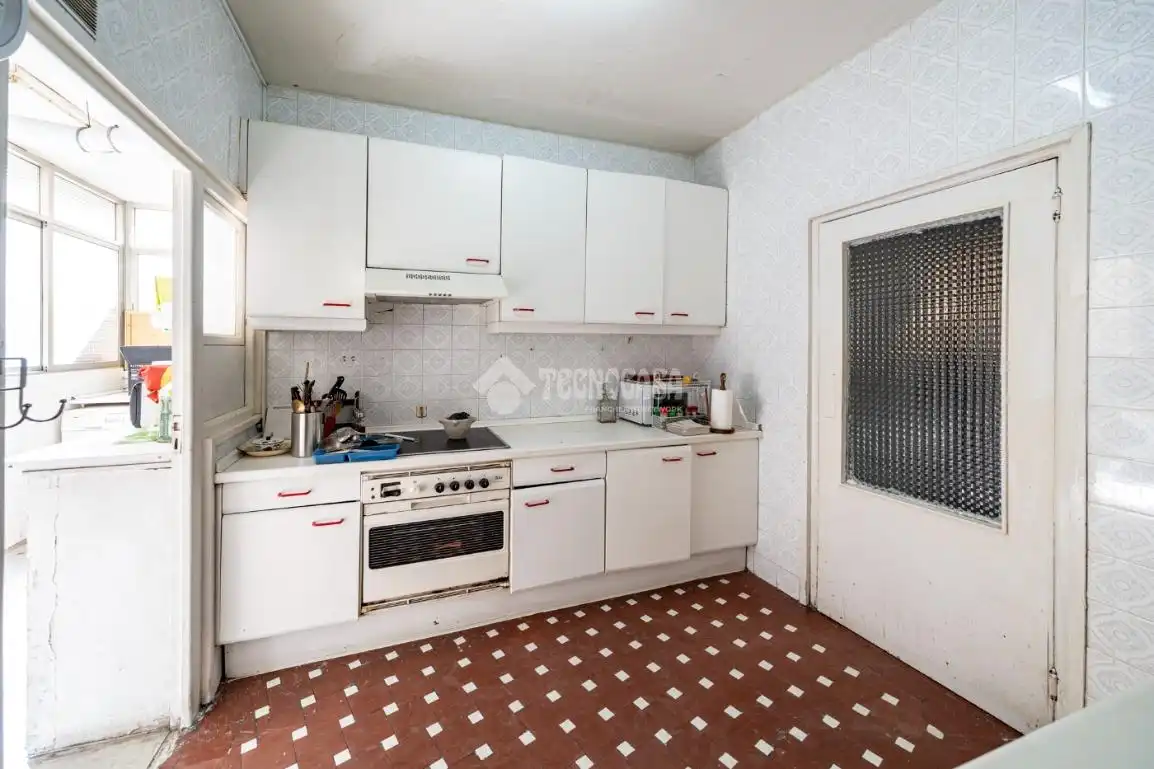 Kitchen of Flat for sale in Madrid  with Heating