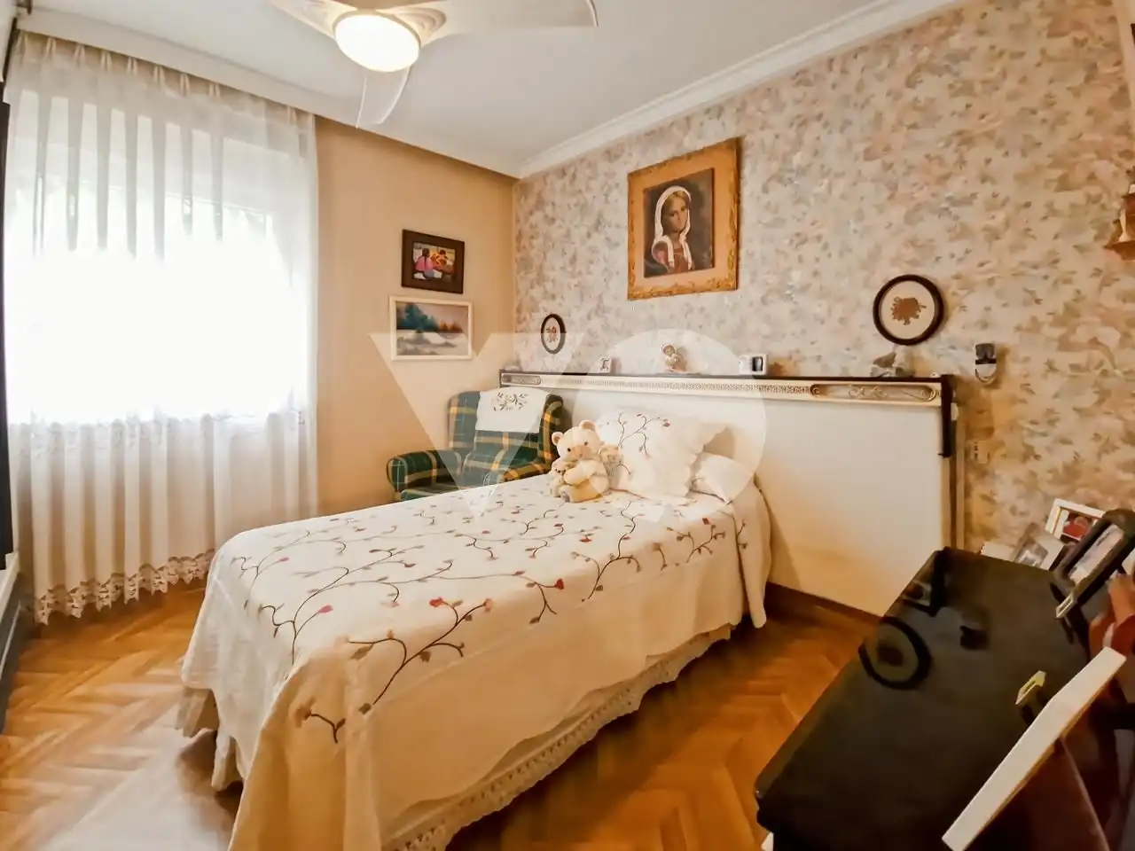 Habitación de Planta baja en venta en Madrid con Calefacción y Terraza