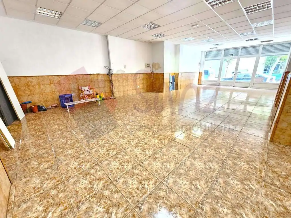 Geschaftsraum zum Verkauf in  Logroño
