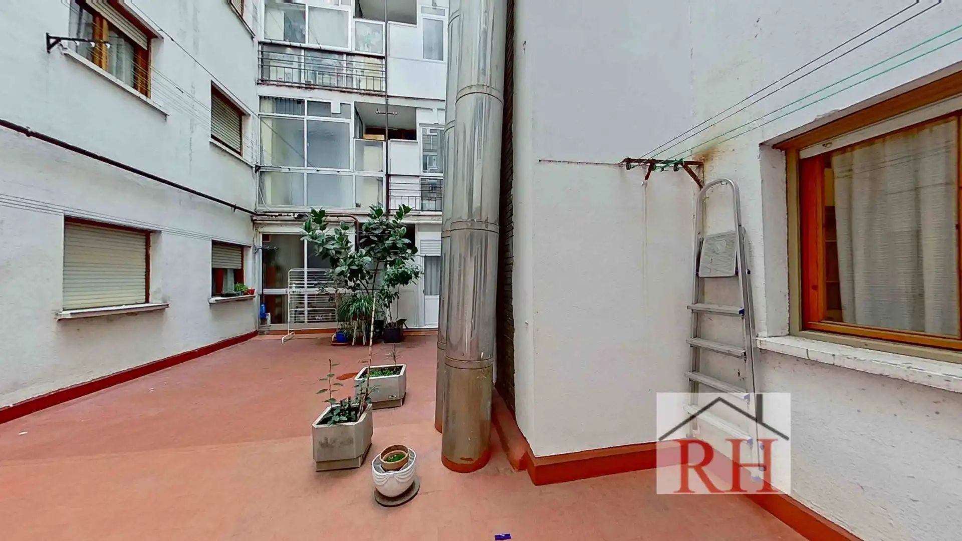 Terrassa de Pis en venda en Madrid amb Aire condicionat, Calefacció i Moblat