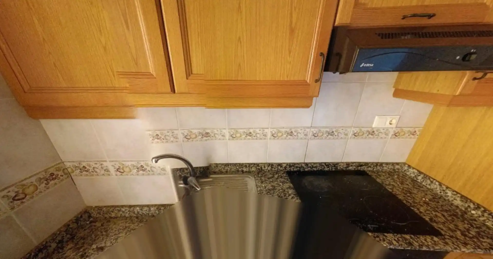 Cuina de Planta baixa en venda en Montcada i Reixac amb Balcó