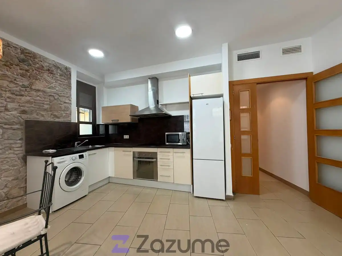 Wohnung zur Miete in Carrer Quarter, El Pedró