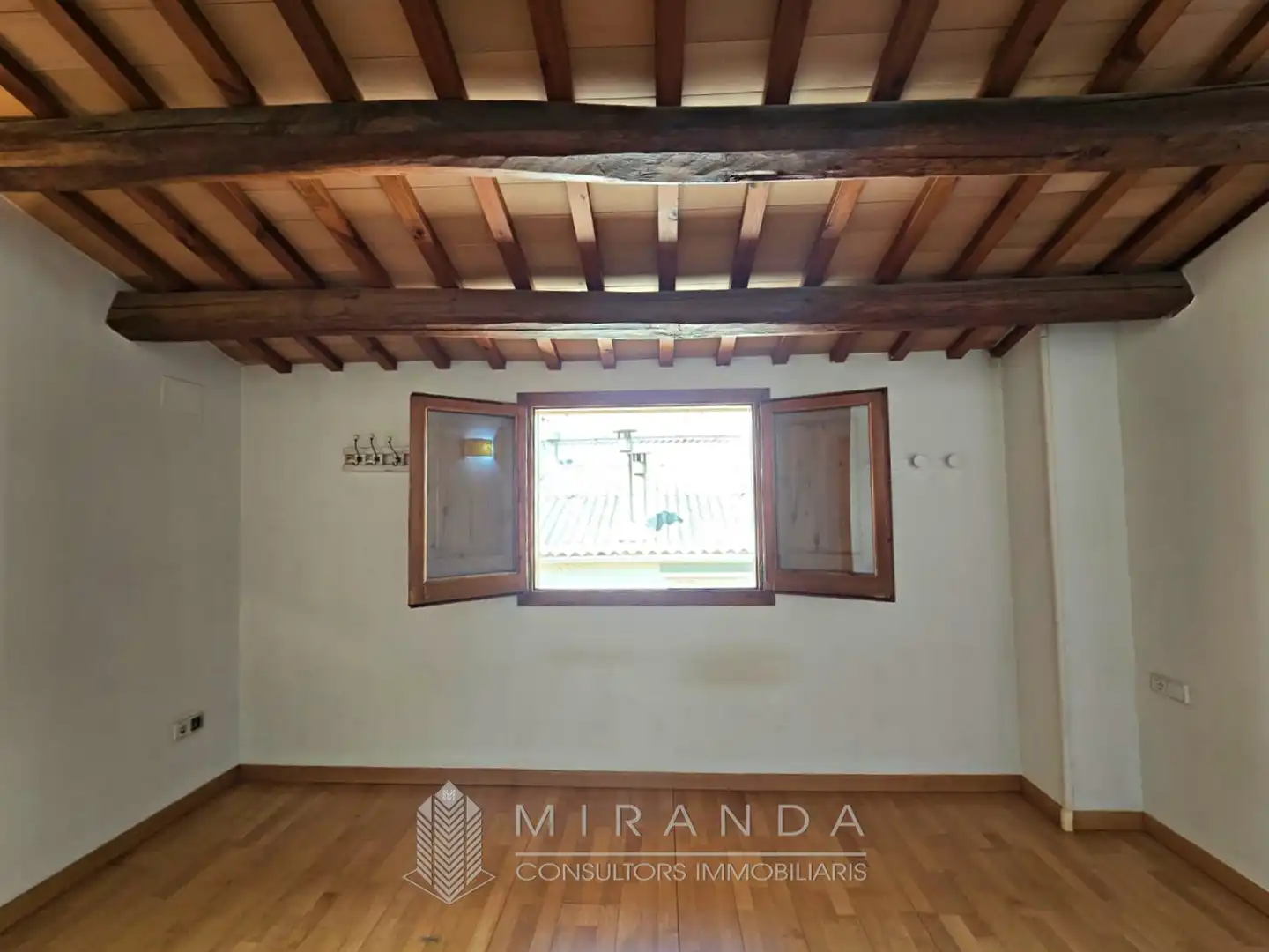 Sala de estar de Casa o chalet en venta en La Garriga con Calefacción, Parquet y Terraza