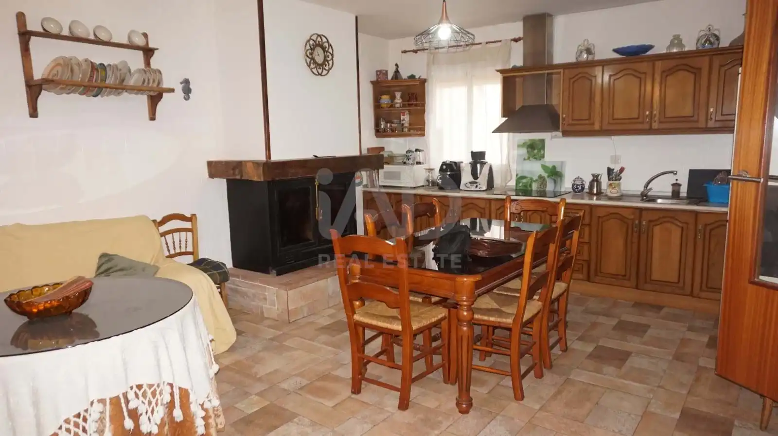 Cocina de Casa adosada en venta en Alamedilla con Calefacción y Terraza