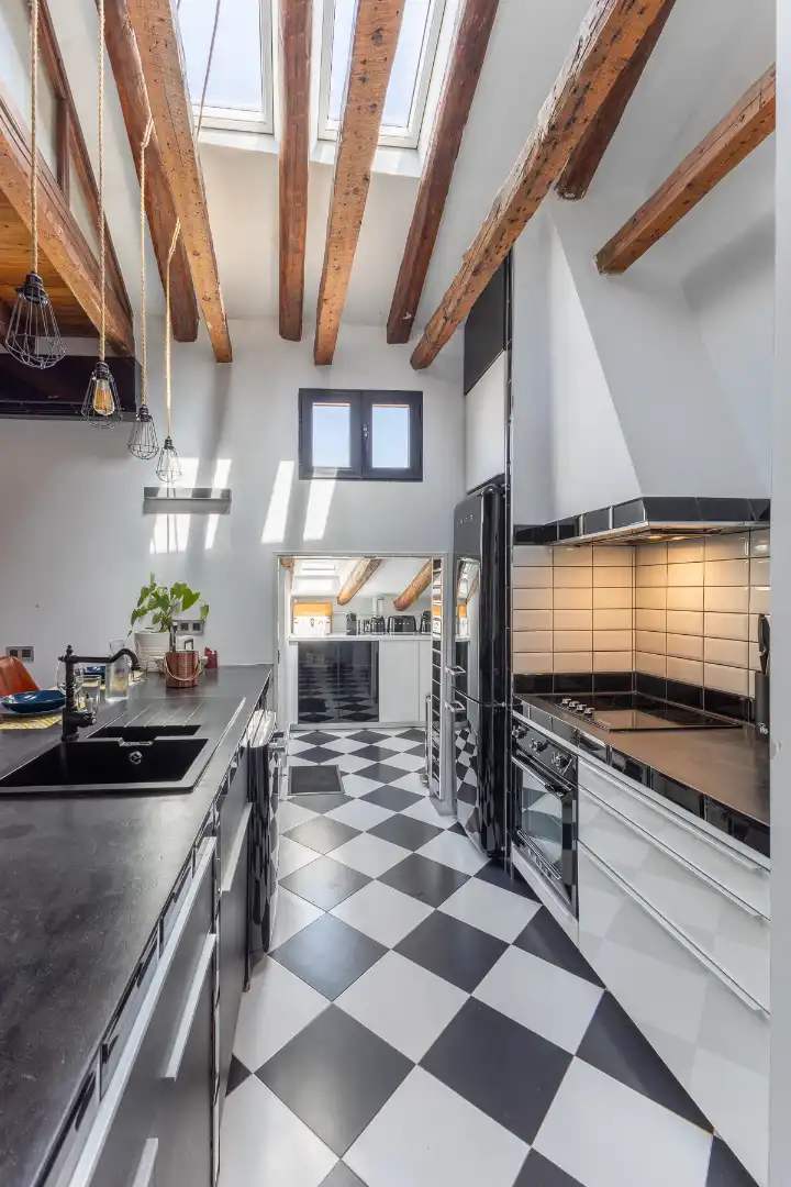 Cocina de Ático de alquiler en Madrid con Aire acondicionado, Calefacción y Parquet
