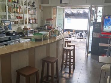 Locale commerciale in vendita a Torre del Mar
