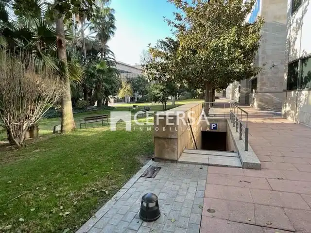 Bureau avec ascenseur à louer à De L'Hospitalet, imagen 13