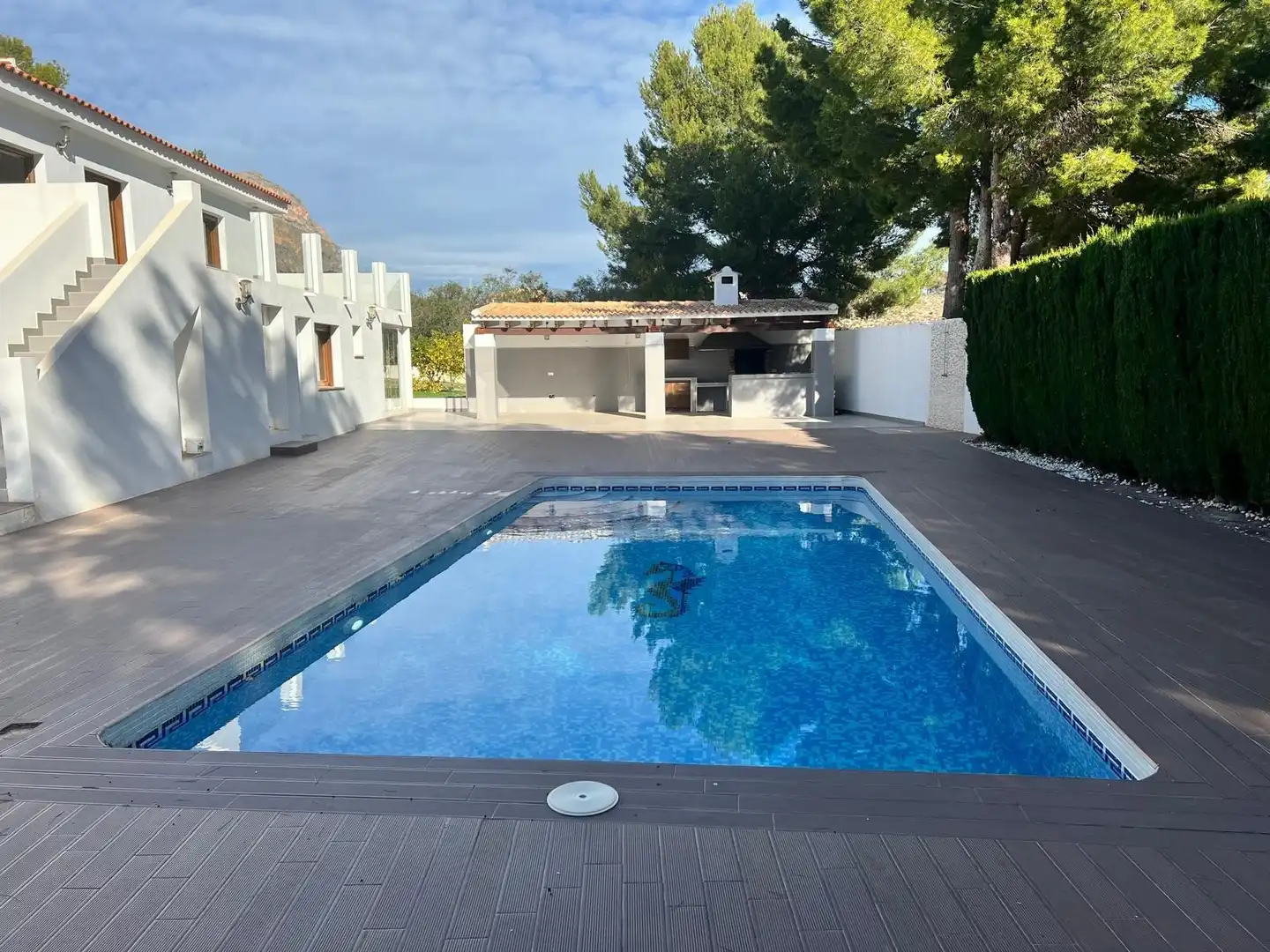 Piscina de Casa o xalet en venda en La Nucia amb Jardí privat, Terrassa i Piscina