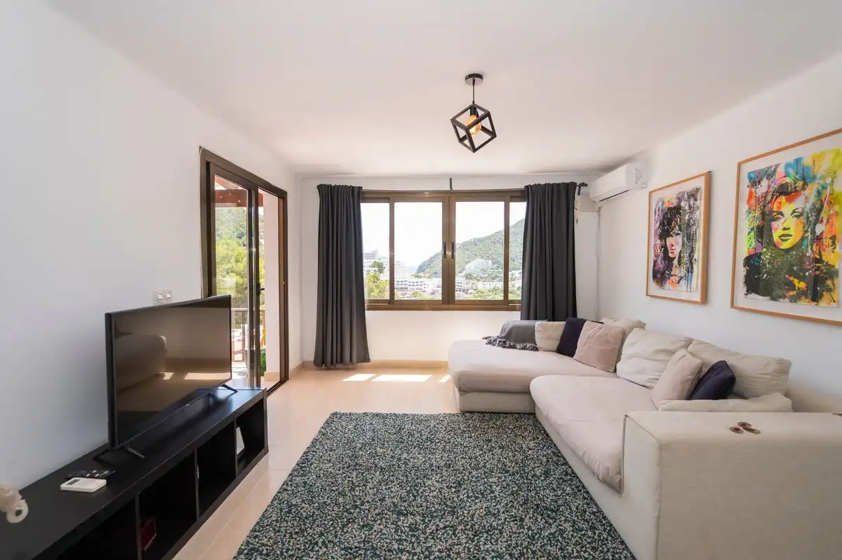 Living room of Flat for sale in Santa Eulària des Riu  with Air Conditioner, Heating and Private garden