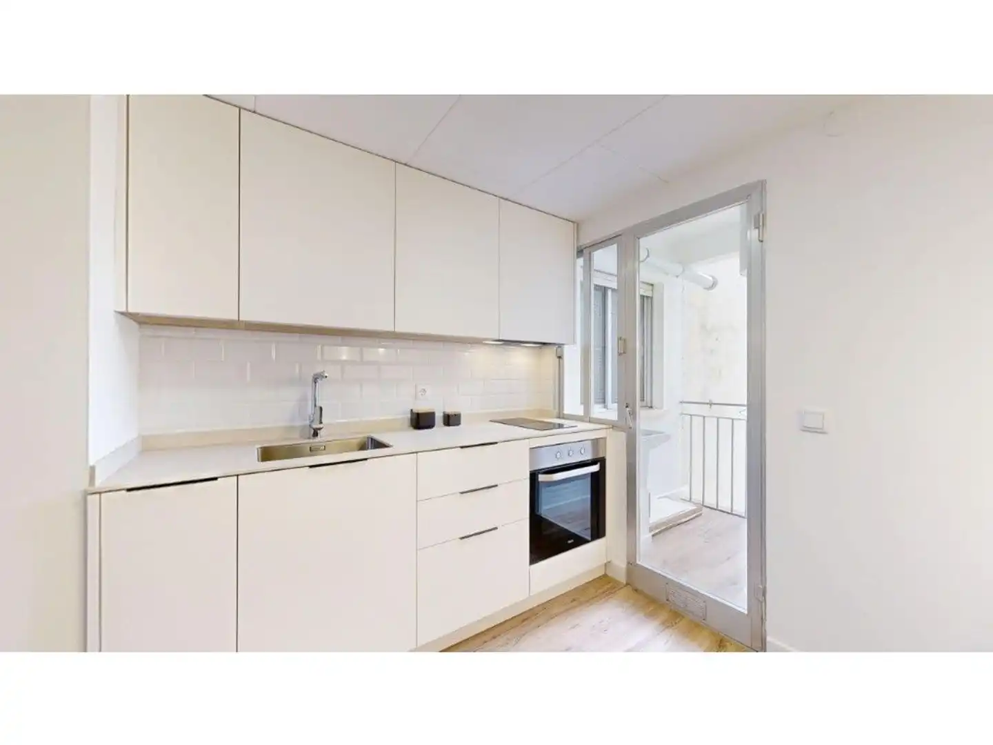 Kitchen of Flat for sale in Montán  with Furnished and Balcony