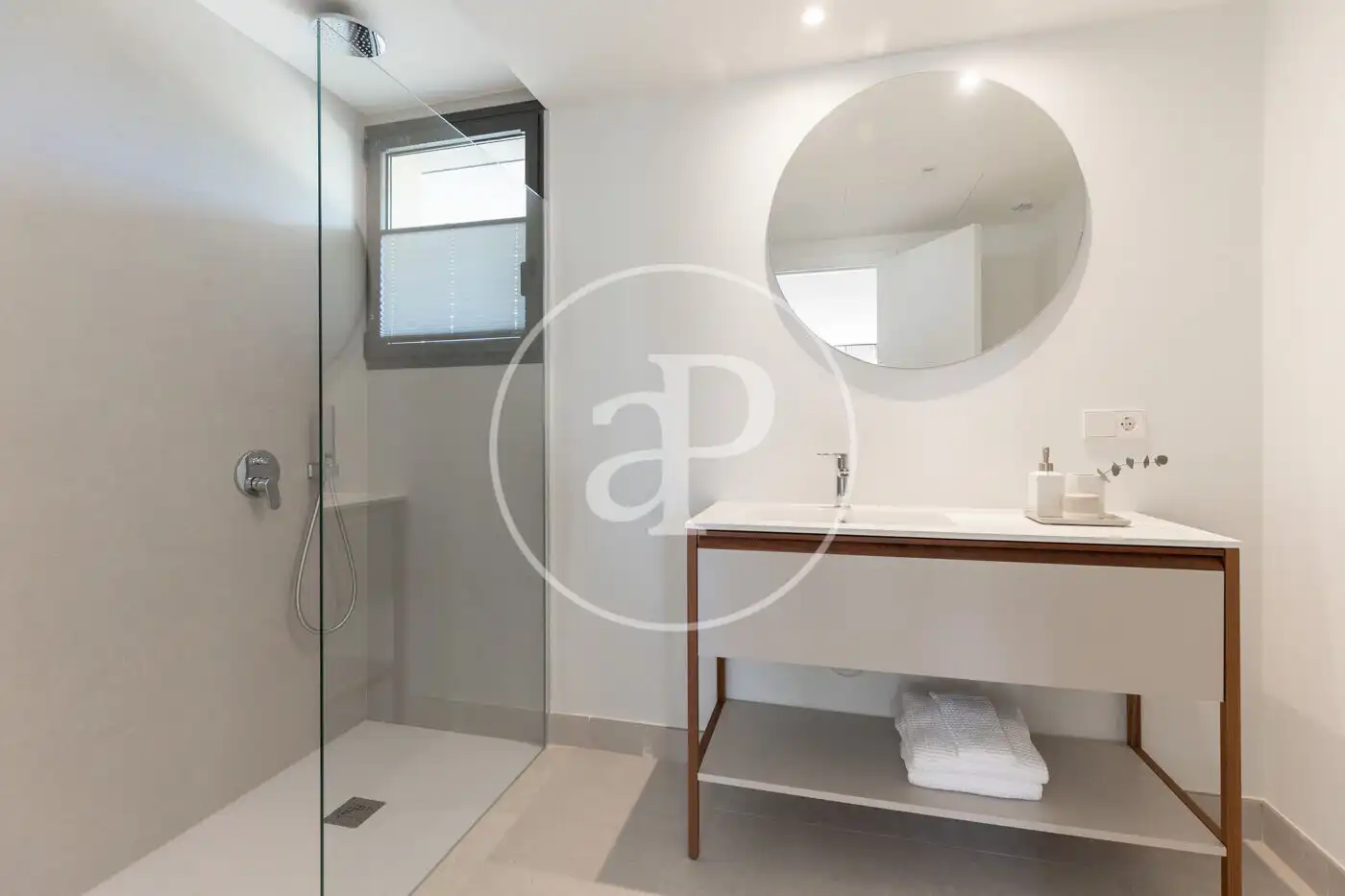 Bathroom of Flat for sale in Campos  with Air Conditioner, Heating and Private garden
