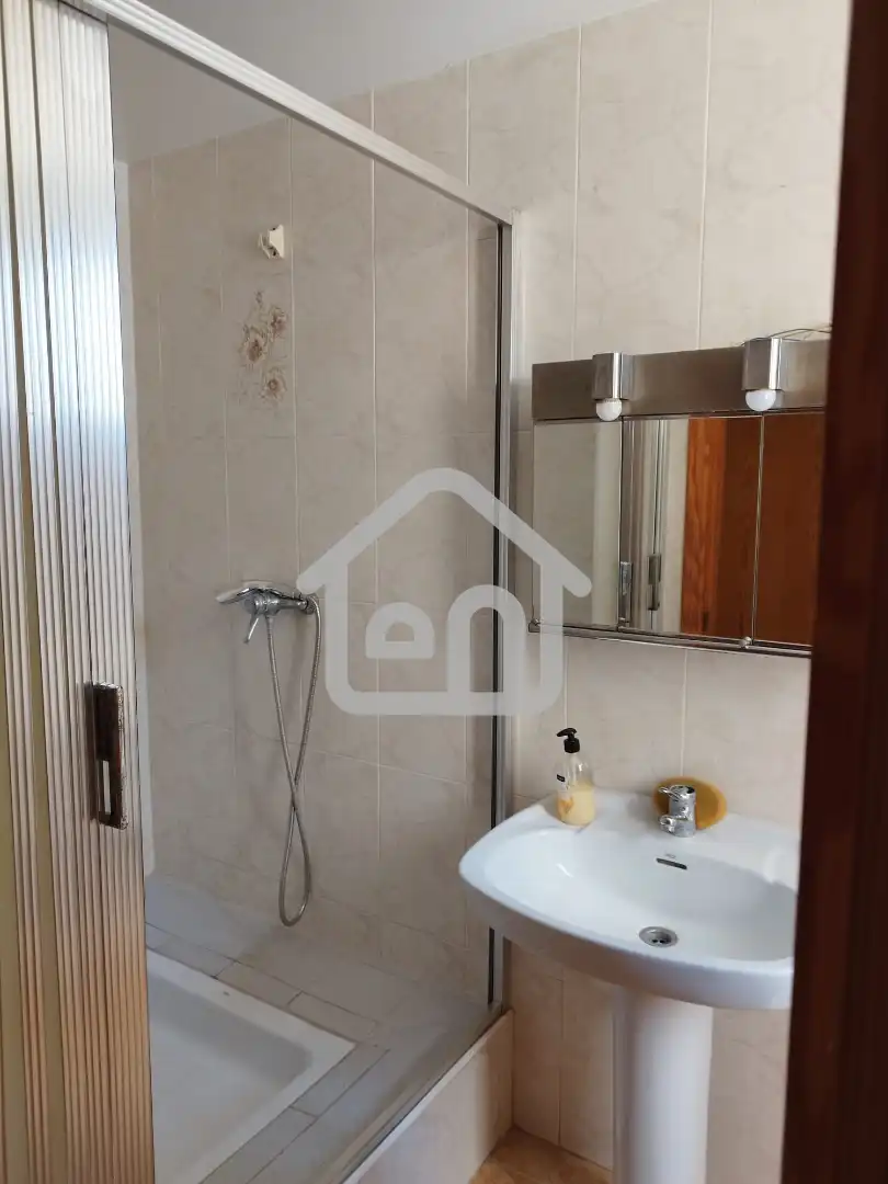 Badezimmer von Gebäude zum Verkauf in Requena