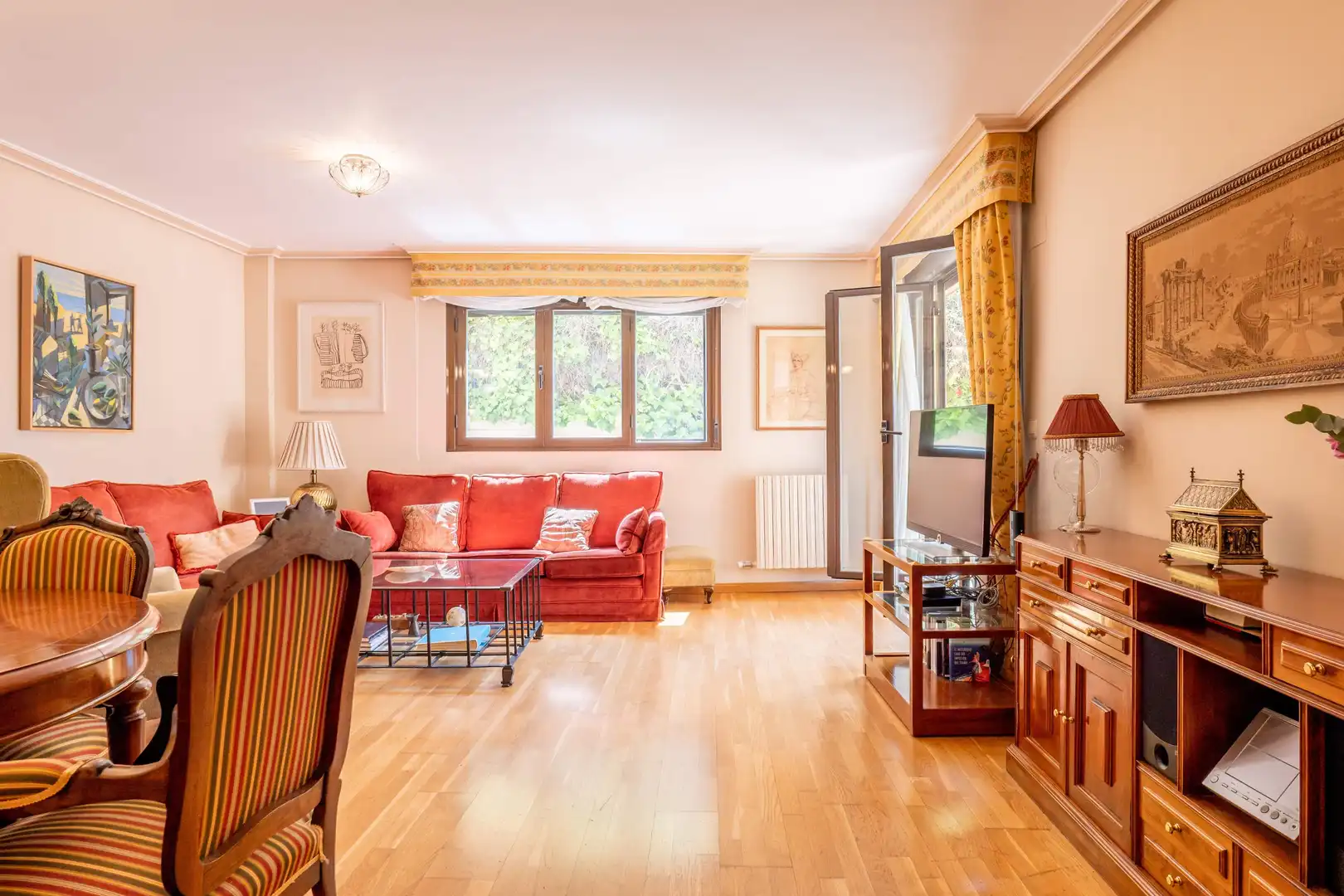 Living room of Duplexes for sale in Zaragoza  with Air Conditioner, Heating and Private garden