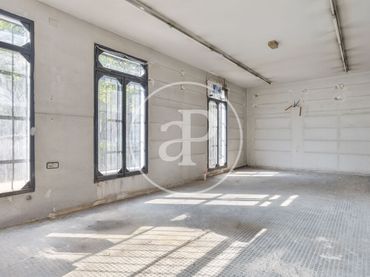 Wohnung mit Aufzug zum Verkauf in Gran Via de Ferran el Catòlic