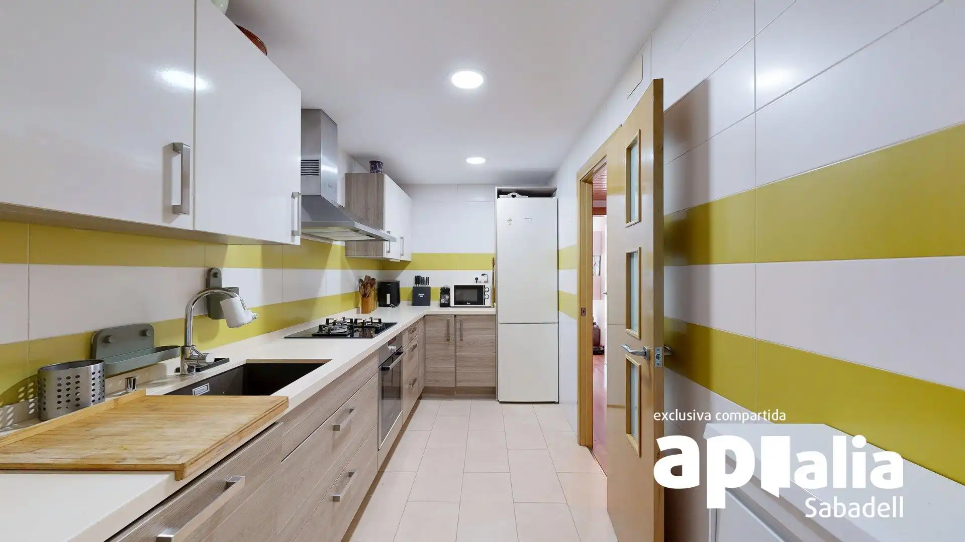 Küche von Wohnung zum Verkauf in Barberà del Vallès mit Heizung, Terrasse und Balkon
