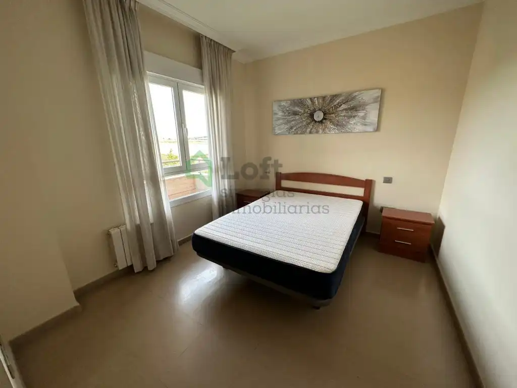 Apartamento de alquiler en Maria Auxiliadora - Barriada de Llera